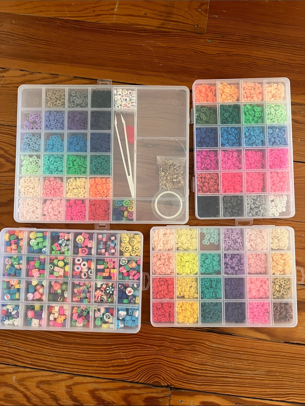 Amazon Multi-Color Bead and Jewelry Making Kit